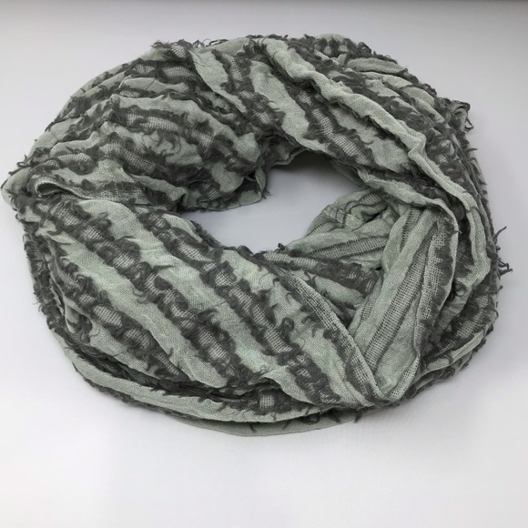 Anthro “Aosta Infinity Scarf” by Vismaya - Picture 2 of 7